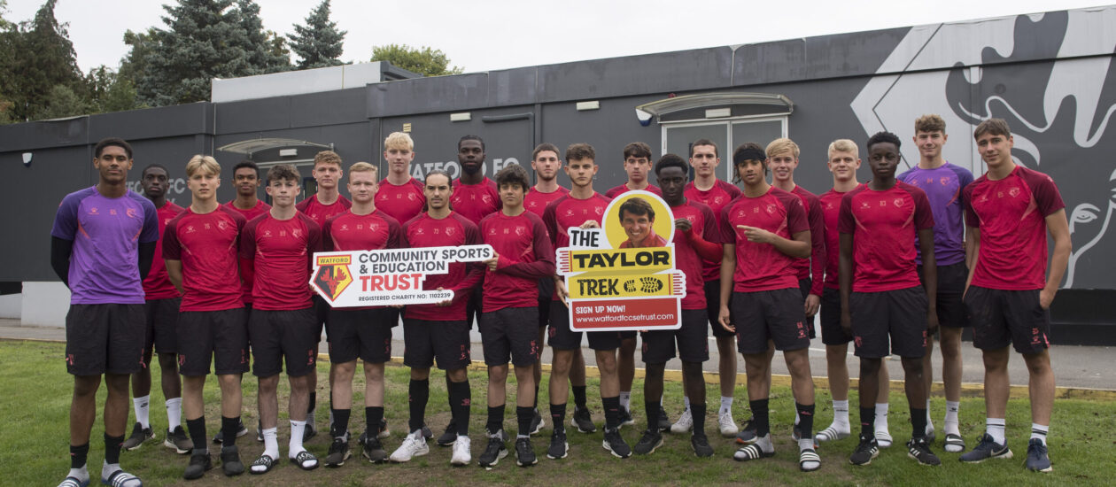 Watford FC Season. 2022-23   Championship
Pic Alan Cozzi  Archive.     
London Colney.  Training     15/09/2022
Watford FC Academy u18s pose for publicity to promote the Watford FC Trust Taylor Trek